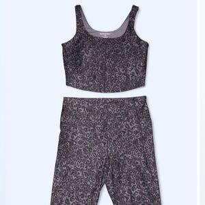 Harmony Balance Gray Leopard Print Two-Piece Yoga Set - Size Large